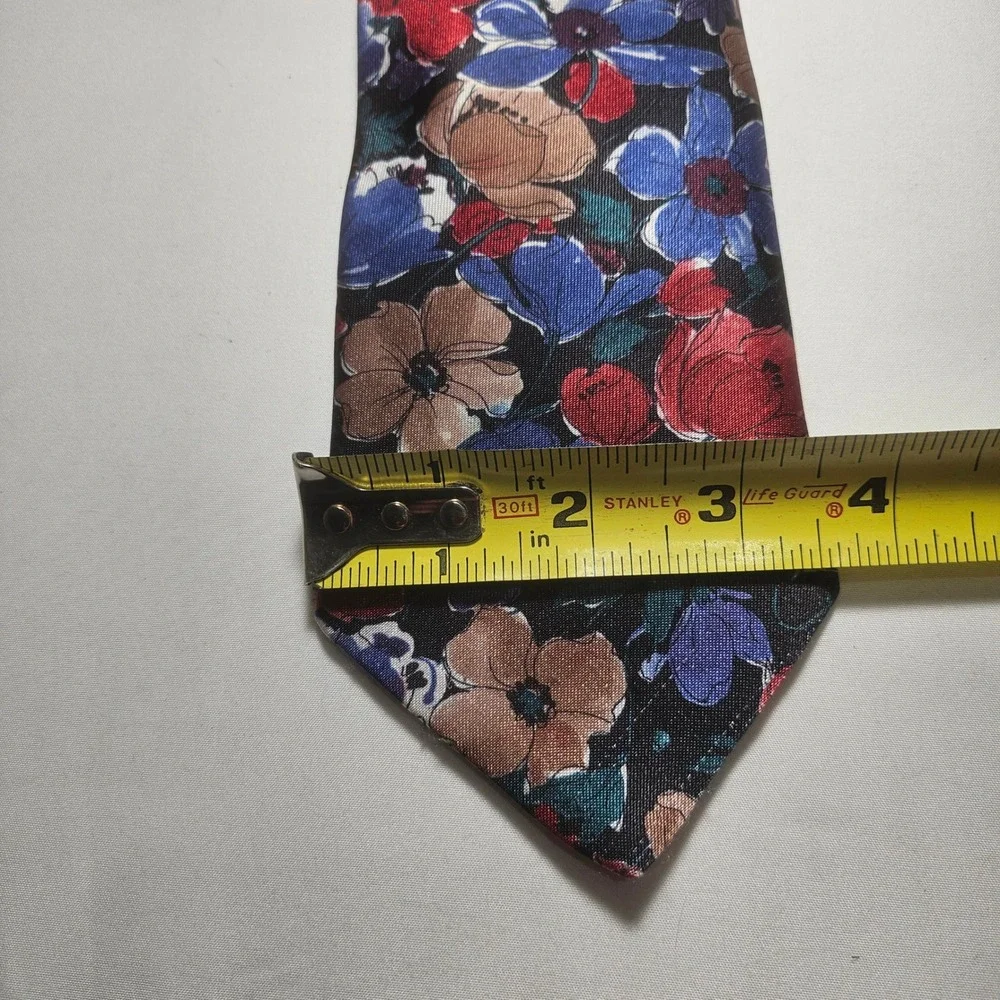 Buckingham floral print